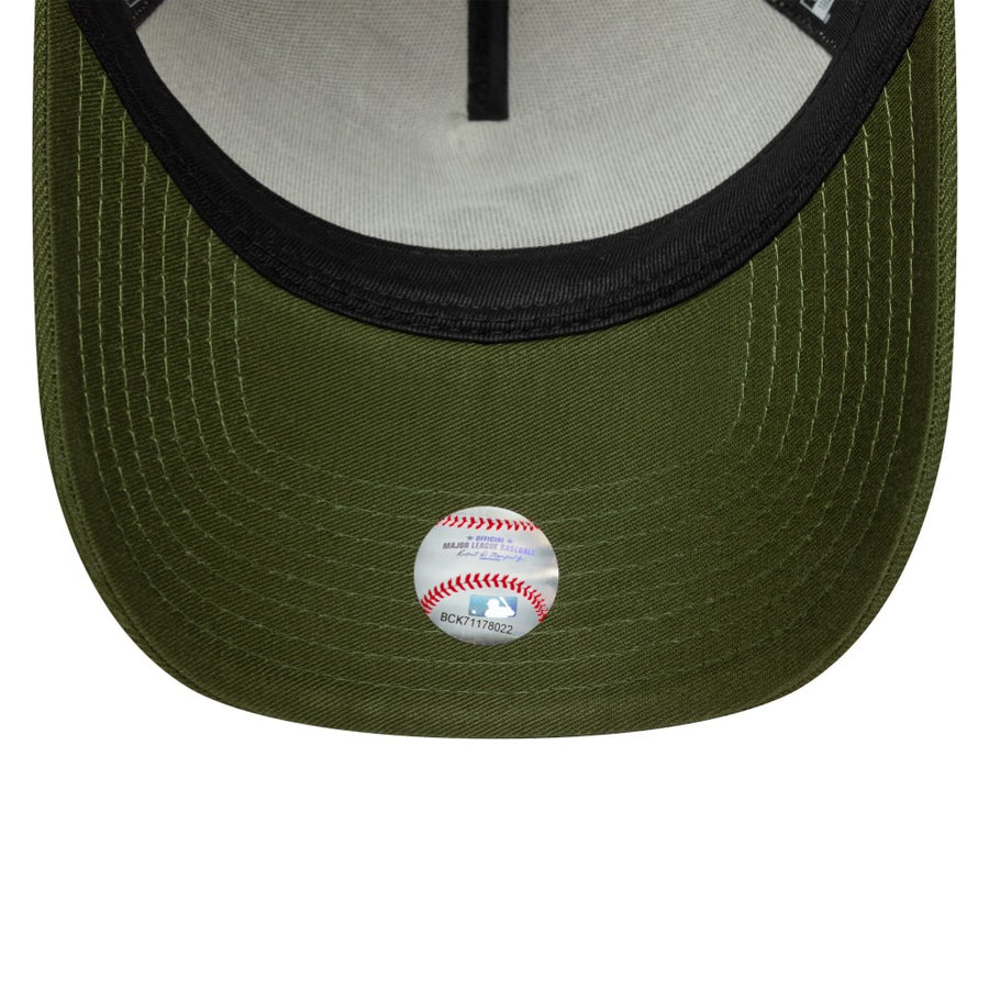 Los Angeles Dodgers 9FORTY E-Frame World Series Patch Stone/Green Cap