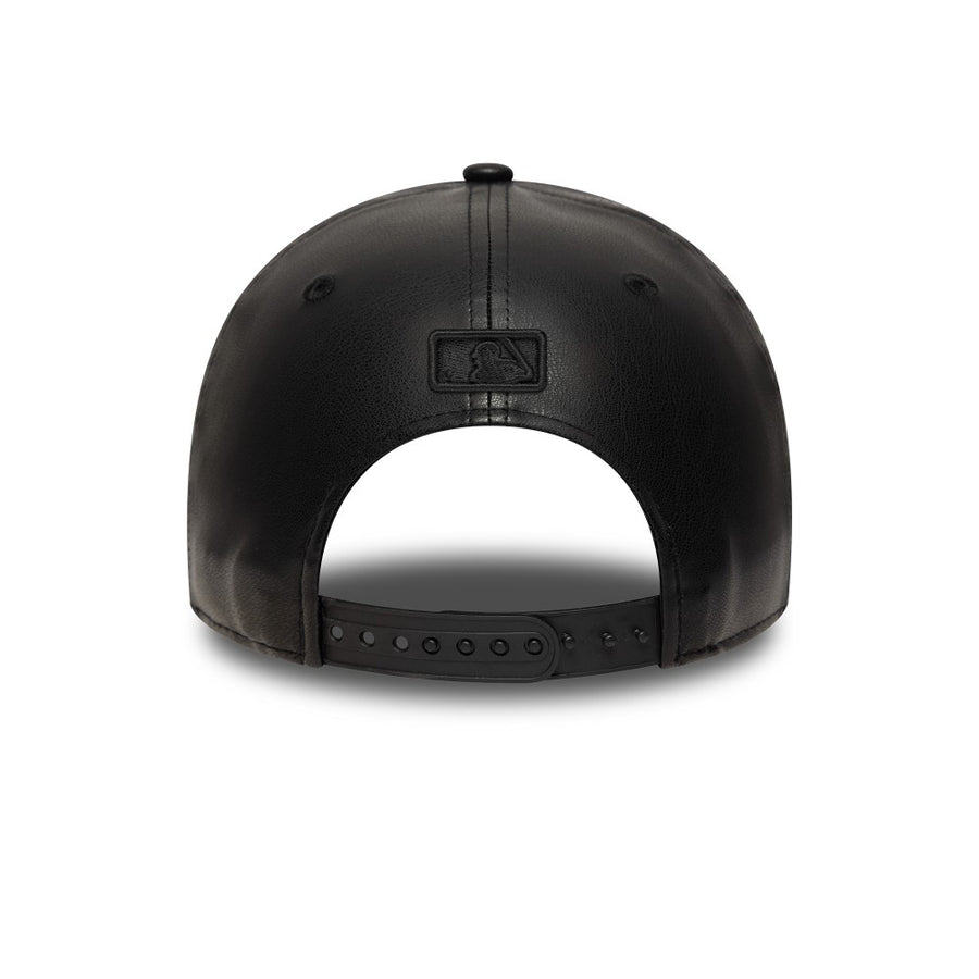 New York Yankees 9FORTY M-Crown PU Black Cap