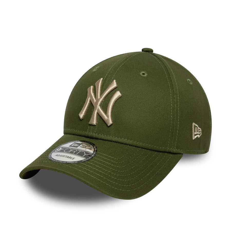 New York Yankees 9FORTY League Essential Dark Green Cap