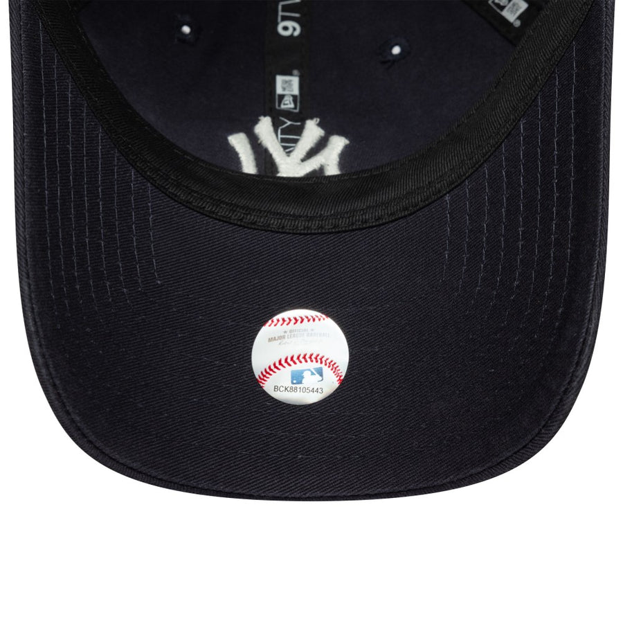 New York Yankees 9TWENTY Washed Script Navy Cap – NewEra