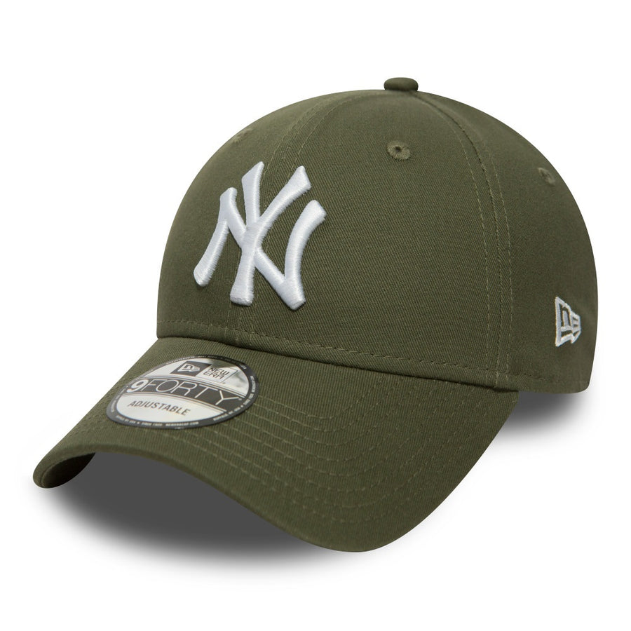 New York Yankees 9FORTY League Essential Olive/White Cap