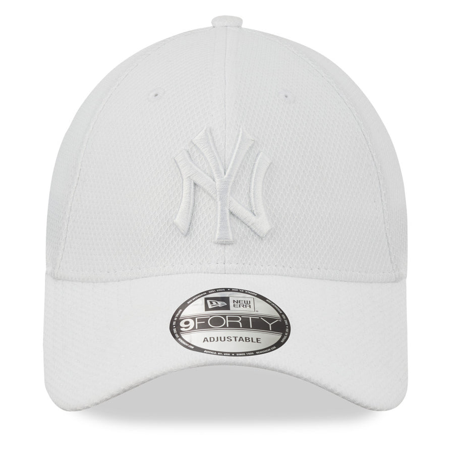 New York Yankees 9FORTY Diamond Era Essential White Cap