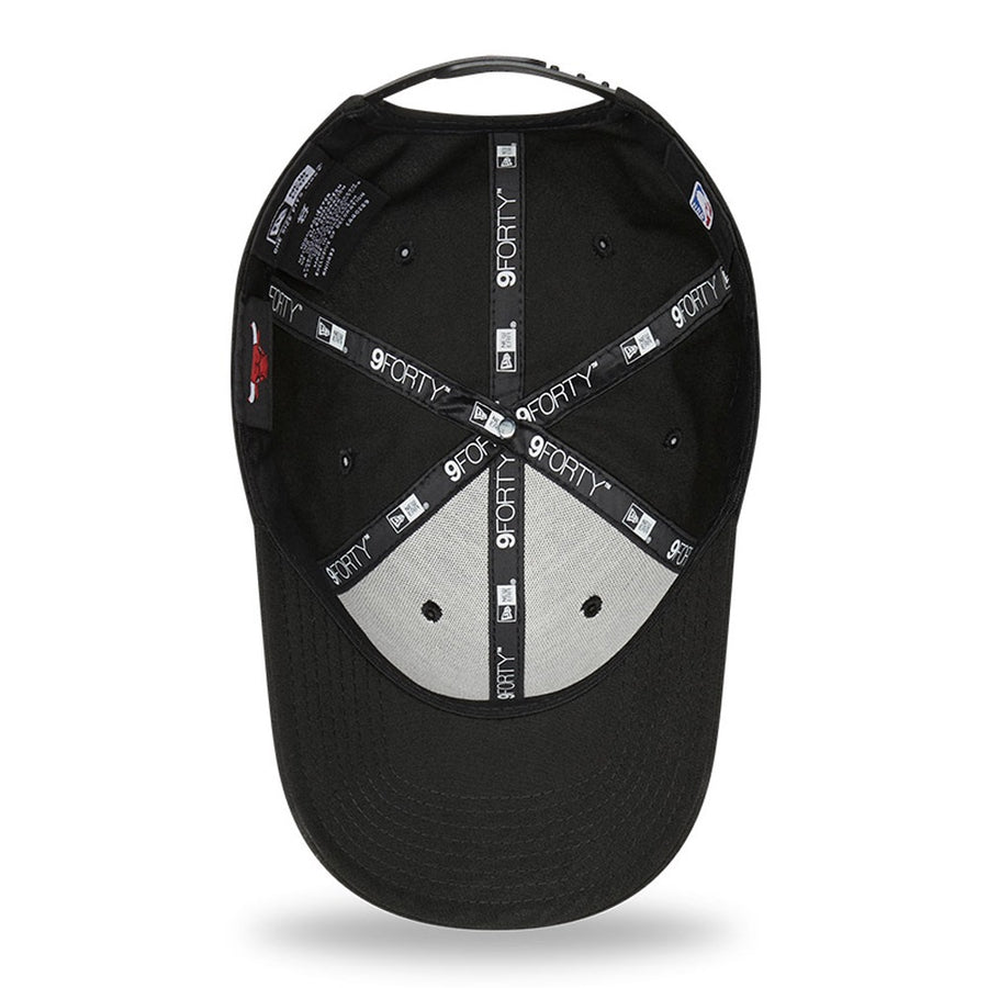 Chicago Bulls 9FORTY Monochrome Black Cap