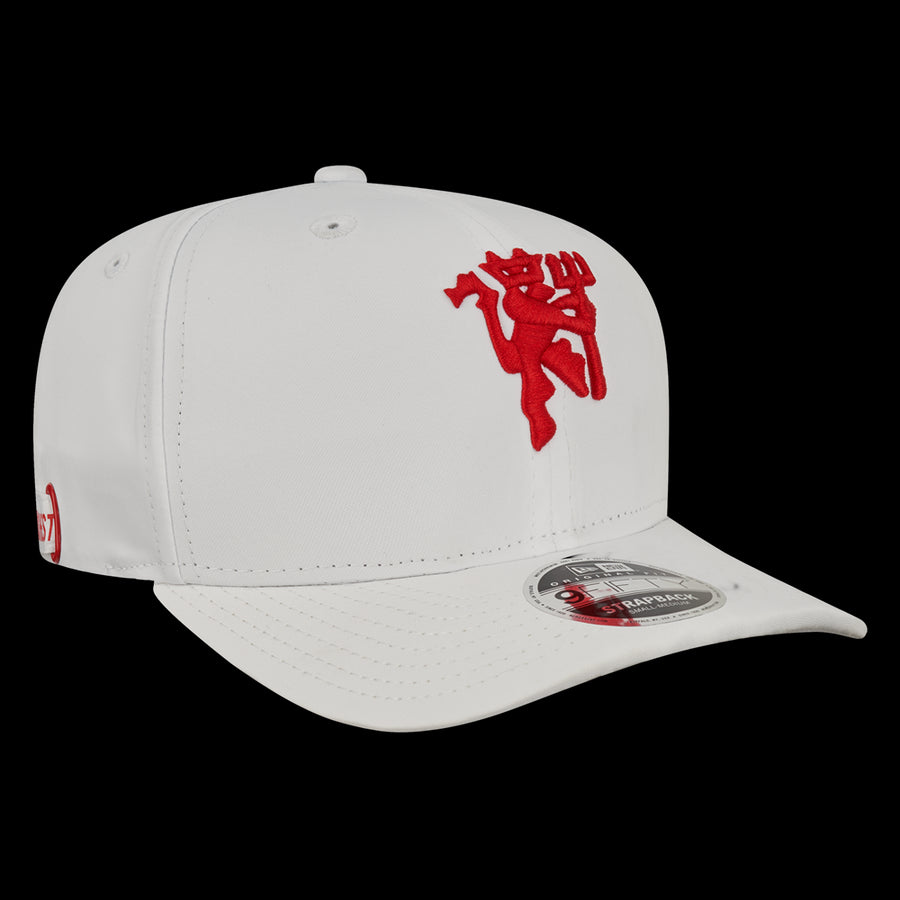 Manchester United 9FIFTY Wordmark Closure White Cap