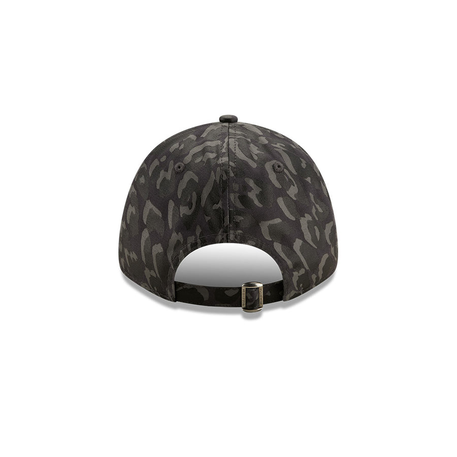 Chicago Bulls 9FORTY All Over Camo Graphite Cap