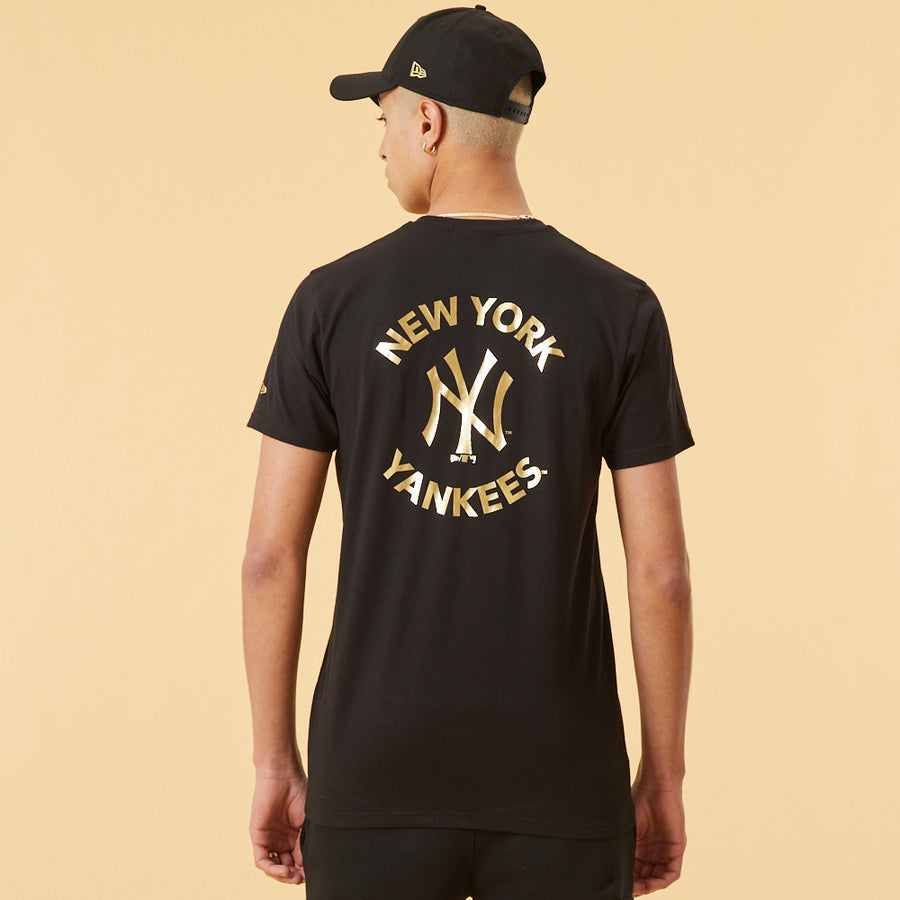 New York Yankees MLB Team Logo Metallic Print Black Tee